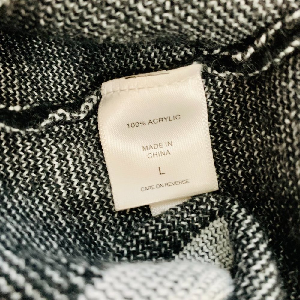 NEW YORK & COMPANY SIGNATURE LOGO TURTLENECK SWEATER TOP - Picture 6 of 6